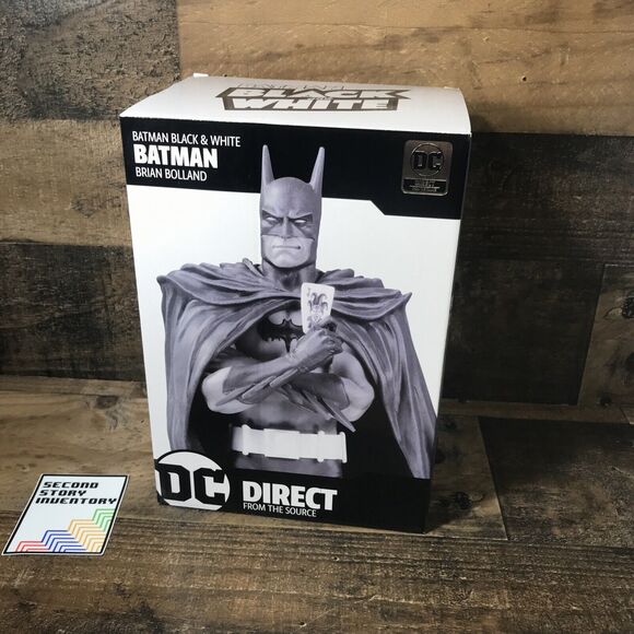 Batman Black & White Limited Edition Statue by Brian Bolland - DC Direct - Picture 1 of 5